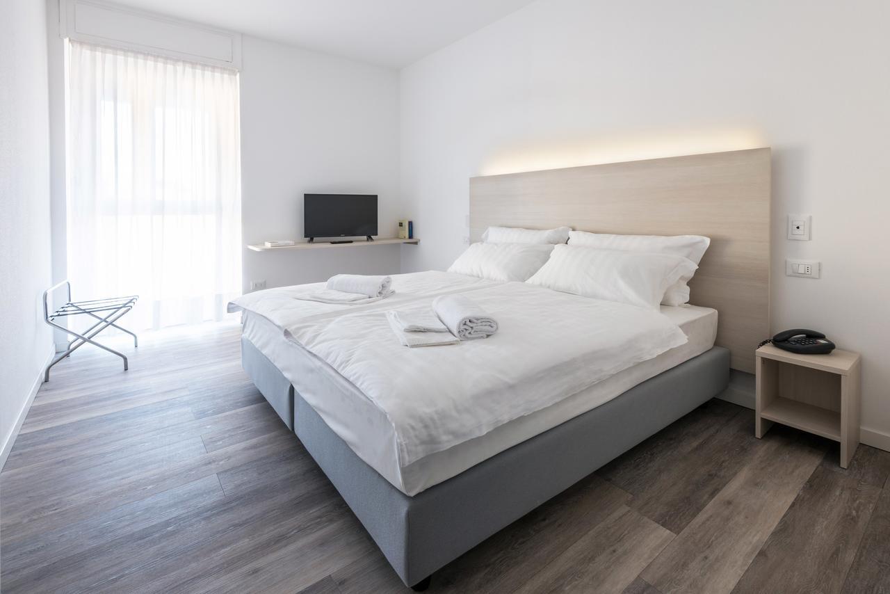 Hotel Internazionale لووِنو المظهر الخارجي الصورة
